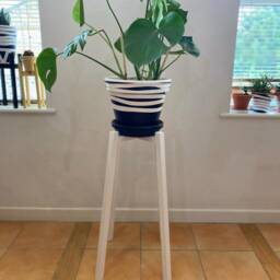 Handmade Diagonal Plant Pot Stand, Pine Wood, Various Colors - thumbnail 2