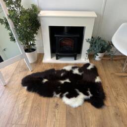 100% British Regular Jacob Undyed Rare Breed Sheepskin Rug - Reg 22 - thumbnail 1