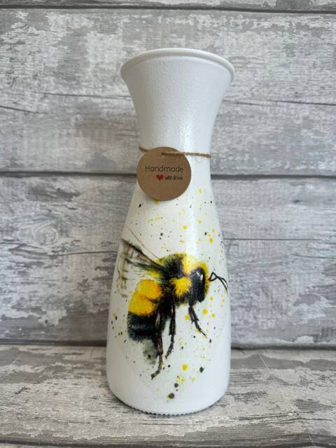 Bee Vase, Bee Gifts, Mum Lovers, Mother's Day - image 1