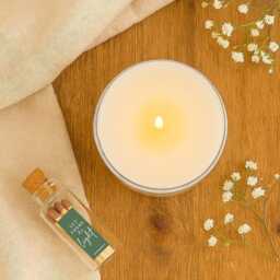 Friend Candle Gift Set Aromatherapy Soy Wax & Matches - thumbnail 3