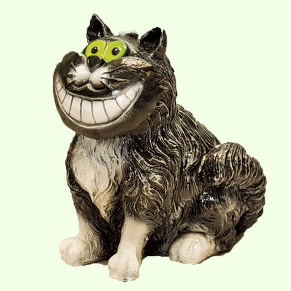 Garden Statue Cat Fairy Yard Decorations Funny Sculpture Large Lawn Flowerbed Outdoor Alice in Wonderland Figurine Smile Keepsake Gifts - image 1