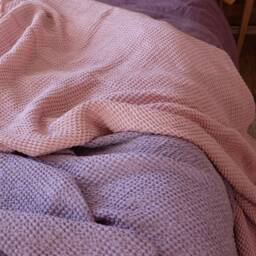 Dusty Rose Waffle Textured Linen Blanket/ Heavy Bed Cover - thumbnail 3