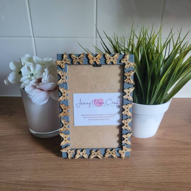 Natural Wooden Butterfly Button Photo Frame 4 X 6 Inches - image 1