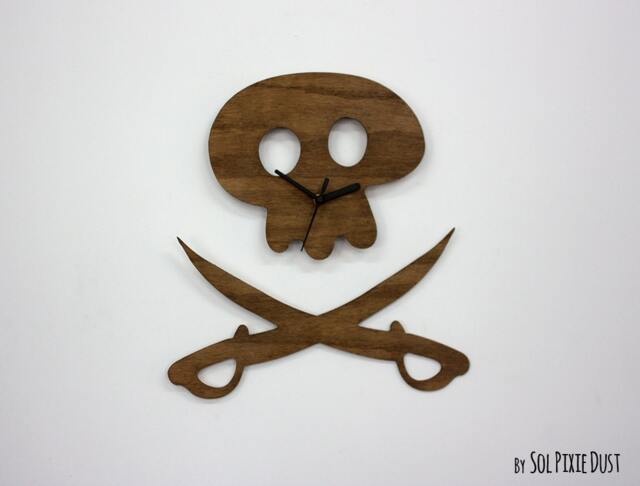 Pirate Skull - Wooden Wall Clock - image 1
