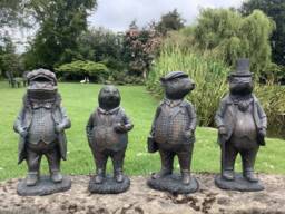 Set Of 4 Resin Ratty, Mole, Badger & Toad Figures - thumbnail 1