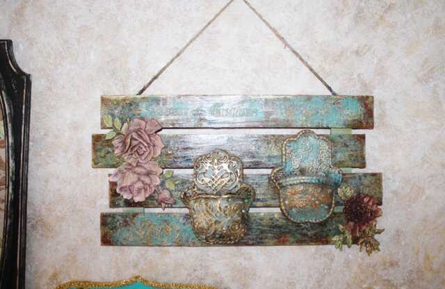 Handmade Clay Hamsa Wall Hanging With Pockets - image 1