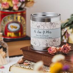 Ar Lan Y Mor Candle Rose, Lily & Seasalt Scented, Vegan Soy Wax - thumbnail 2