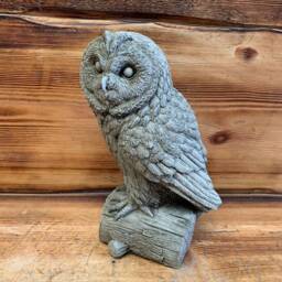 stone Garden Owl On A Log Gift Concrete Ornament - thumbnail 2