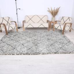 Moroccan Rug, Berber Rug, White & Black Beniouarain Rug 7x10 Ft - thumbnail 3