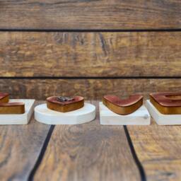 "Wooden Sign Love Great Decoration Purebred Dog in The Letter ""O" - thumbnail 3