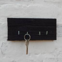 Handmade Reclaimed Wood Key Holder, Rustic Farmhouse Entryway Organizer - thumbnail 2