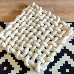 Handmade Knotted Baby Play Mat Hypoallergenic Floor Mat - 80x80cm - thumbnail 2