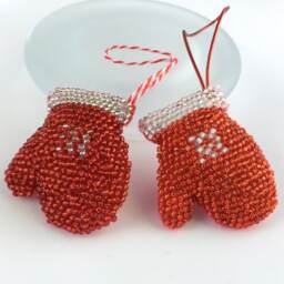 Mitten Bauble, Red & White Glove Ornament, Small Christmas Tree Decoration Gift Topper, Wine Bottle Decor, Winter Wedding Party Favour Idea - thumbnail 3