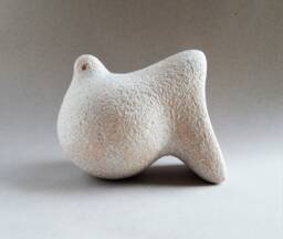 Ceramic Sculpture - Dove, Raku Ceramics, Natural, White Bird, Art, Poultry, Christmas Present, Original Gift, Bird Collection, Garden - thumbnail 1