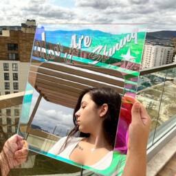 Holographic Acrylic Mirror - thumbnail 3