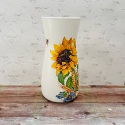 Personalised Sunflower Vase With Bees, Gifts, Gift Ideas, Personalalised Mothers Day Gifts - thumbnail 3