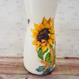 Personalised Sunflower Vase With Bees, Gifts, Gift Ideas, Personalalised Mothers Day Gifts - thumbnail 2