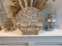 Wooden Personalised Family Tree - Gift Custom Made Home Decor Handmade Wall Mount Free Stand Hearts Upto 50 Names 3 Sizes - thumbnail 1