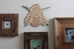 Large Wooden Folk Art Bumblebee Wall Hanging - thumbnail 1