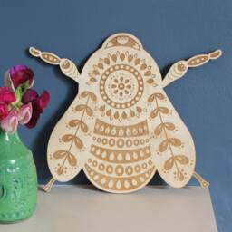 Large Wooden Folk Art Bumblebee Wall Hanging - thumbnail 2