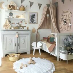 Neutral Baby Play Mat, Round Floor Rug, White Padded Boho Style Mat - thumbnail 2