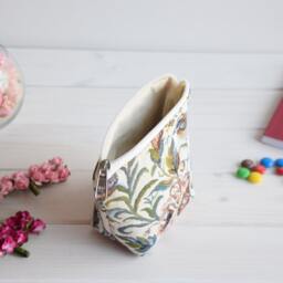 Birds & Roses Makeup Pouch Floral Toiletry Travel Bag - thumbnail 4