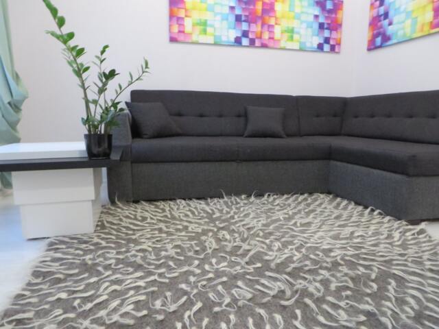 Grey Wool Flokati Rug Handwoven Shaggy Area Rug - 220x185cm - image 1