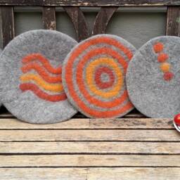 Handfelted Seat Cushion With Coloured Pattern Mix On Medium Gray - thumbnail 3