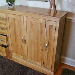 Solid Oak Extra Large Shoe Cupboard 901 - thumbnail 2