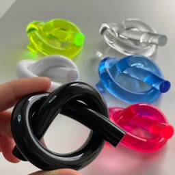 Acrylic Napkin Knot Rings - Set Of 4 Lucite Dining Accessories - thumbnail 2