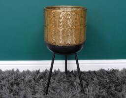 Set Of 2 Metal, Gold & Black Planters - thumbnail 1