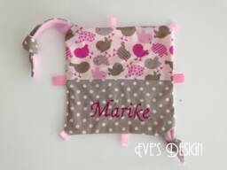 "Embroidered Cuddly Toy With Personalized Name ""Birds Pink"