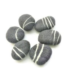 Felt River Stones Dark Gray Handmade From Merino Wool, Set Of 5 - thumbnail 2