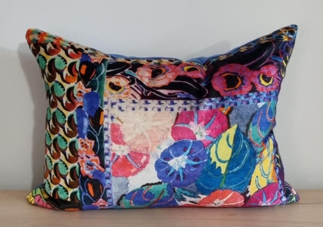 Gp & J Baker Rio Barcelona Multi & Omega Velvet Cushion Cover 30x42 cm - image 1