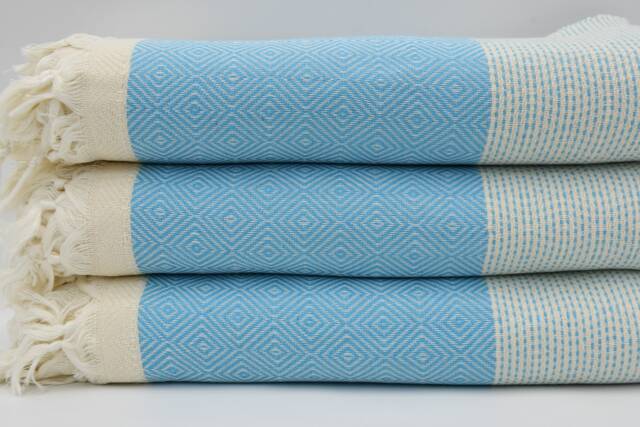 "Turkish Soft Blanket, Bed Cover, Bedroom Blanket, Throw Towel, 79""x95" - image 1