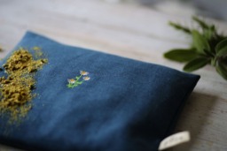 Herbal Pillows, Pine Shavings, Herbal Health Meditation Calming Sleep-Promoting Sleeping Pillows - thumbnail 1