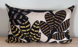 Designers Guild Tanjore Natural & Omega Velvet Cushion Cover 35x55 cm - thumbnail 1