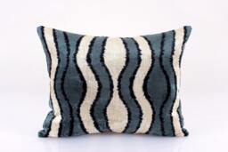 Ikat Velvet Pillow Cover, Handmade Cushion, Decorative Throw Pillow, Boho Cushion Turkish Home Decor - thumbnail 1