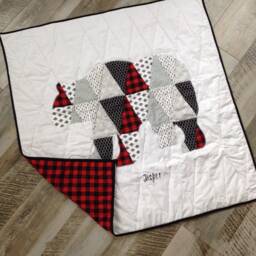 Homemade Flannel Custom Bear Blanket, Baby Boy Crib Quilt, Woodland Nursery Bedding - thumbnail 2