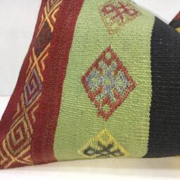Vintage Kilim Pillow Cover, Bohemian Turkish Throw - 16x24 - thumbnail 3