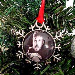 Christmas Tree Photo Decoration. Family Portrait Hanging Ornament. Snow Flake Style Pet Frame - thumbnail 3