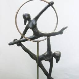Acrobats/Sold Private Order/ Bronze Statue Of Deux Ailes Acrobatics/ Two Acrobat Ladies in A Ring On Stand. Wedding Present - thumbnail 3