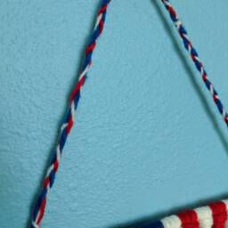 Patriotic Yarn Wall Hanging For The 4Th Of July - thumbnail 3