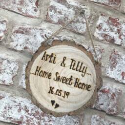 Personalised Rustic Wooden Log Slice Plaque With New Home/Family Quote Engraved - Wording Can Be Changed To Any Message 13cm - thumbnail 2