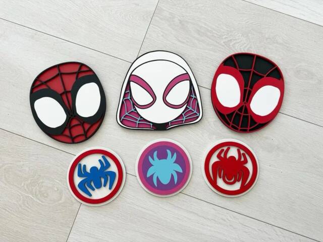 Wooden Spidey & His Amazing Friends Masks/Heads Icons Wall Hanging Boys Girls Bedroom Decor - image 1