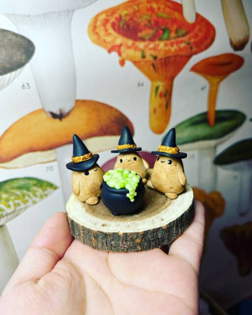 Witchy Potatoes, 3 Bundle With Cauldron - image 1