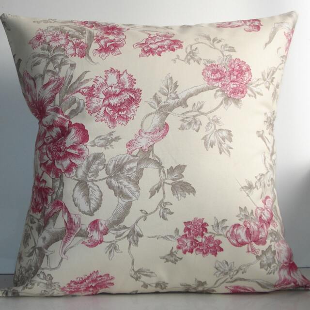 New 18x18 Inch Designer Handmade Pillow Case in Cream & Pink Floral
