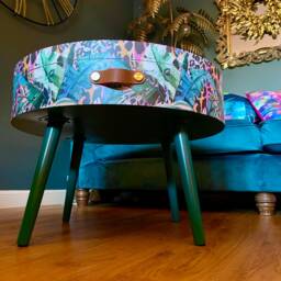 Round Coffee Table , Tropical Green Pink & Orange Leopard Print Animal Floral Print. Table, Lift Off Top For Storage - thumbnail 4