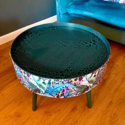 Round Coffee Table , Tropical Green Pink & Orange Leopard Print Animal Floral Print. Table, Lift Off Top For Storage - thumbnail 3
