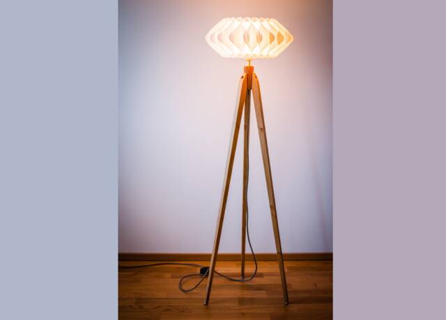 Tripod Floor Lamp Retro 60 - 70S Design Flower - image 1